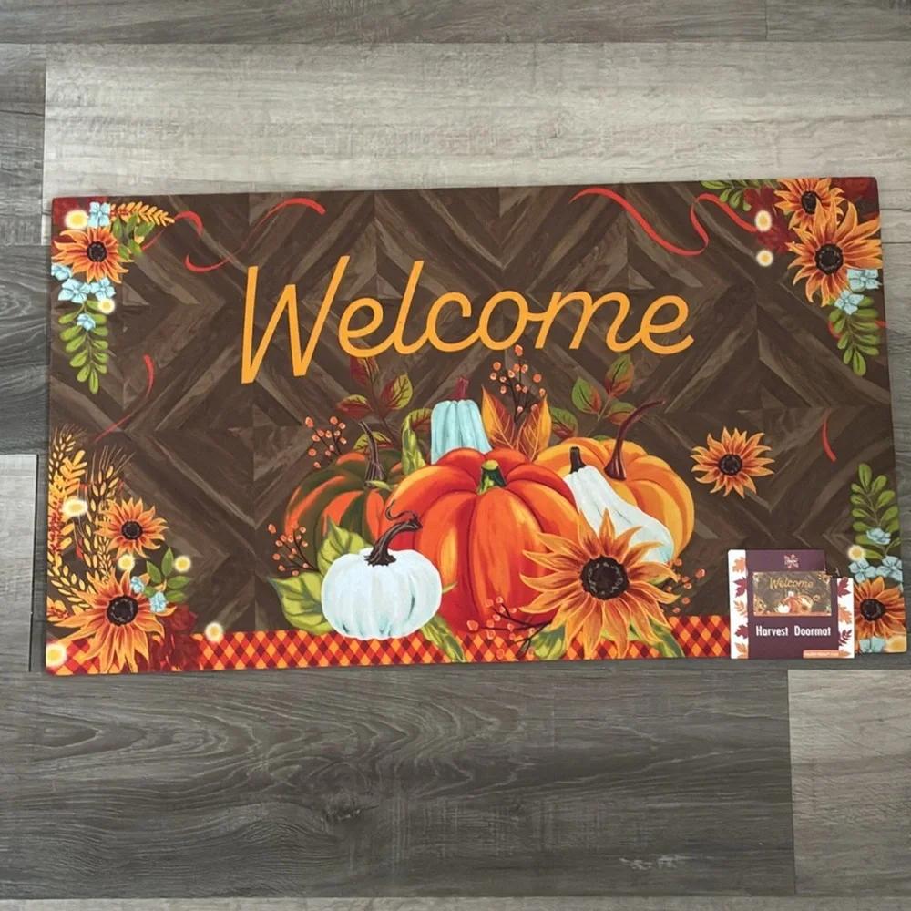 NWT- Fall Harvest- WELCOME Doormat with Pumpkins and Sunflowers- 16x28